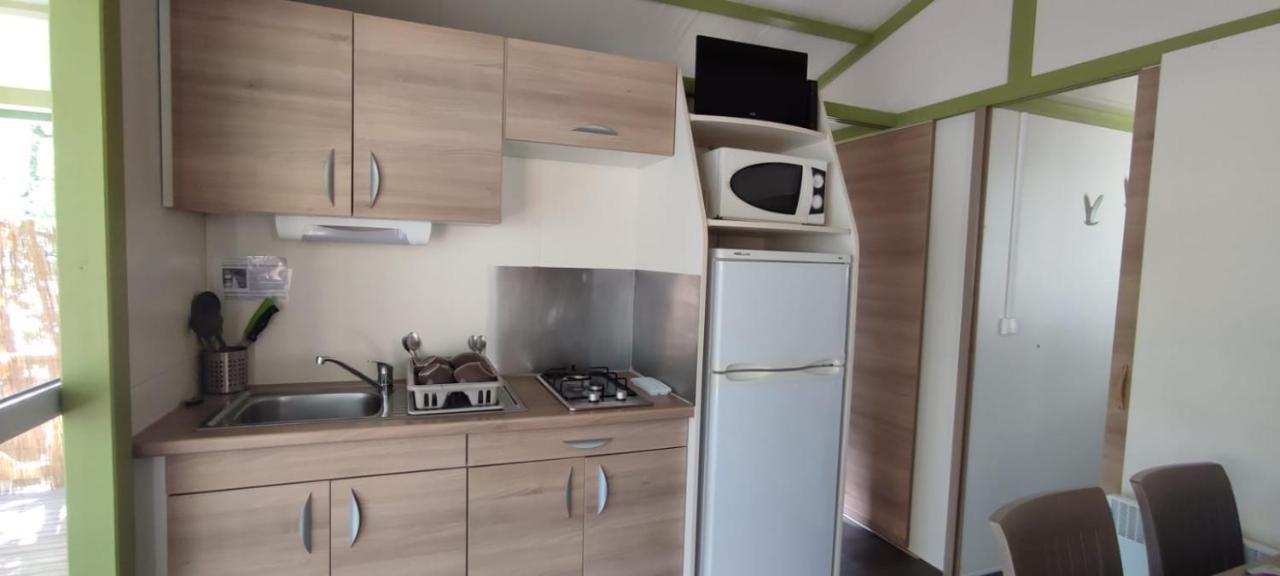 Camping Pres Du Lac De Sainte Croix 博迪昂 外观 照片