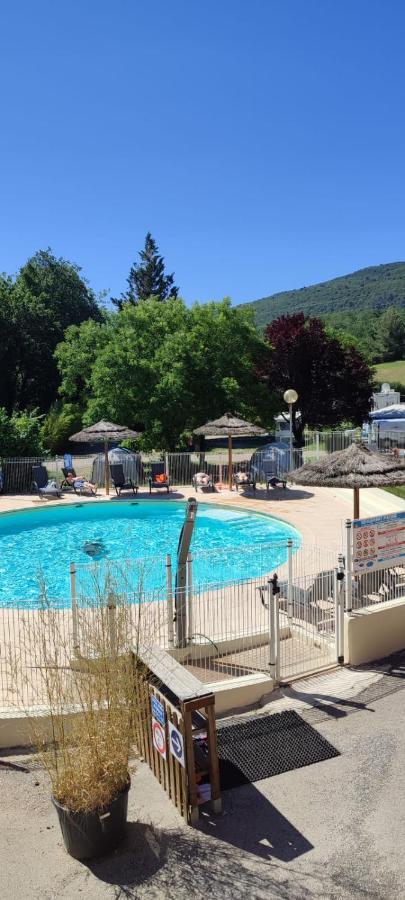 Camping Pres Du Lac De Sainte Croix 博迪昂 外观 照片