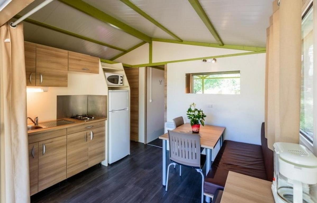 Camping Pres Du Lac De Sainte Croix 博迪昂 外观 照片